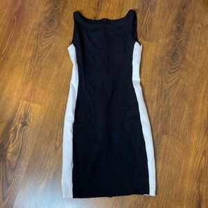 🌷 French Connection🌷 Black & White Sleeveless Dress